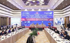 Diễn đàn cấp cao về Công nghiệp 4.0 thường niên lần thứ 3: Nội lực có tính chất quyết định, ngoại lực quan trọng ở đột phá Diễn đàn cấp cao về Công nghiệp 4.0 thường niên lần thứ 3: Nội lực có tính chất quyết định, ngoại lực quan trọng ở đột phá