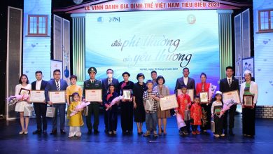 Vinh danh 20 Gia đình trẻ Việt Nam tiêu biểu năm 2021