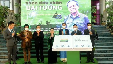 Khai mạc Triển lãm thơ diễn ca lịch sử “Theo dấu chân Đại tướng” Khai mạc Triển lãm thơ diễn ca lịch sử “Theo dấu chân Đại tướng”