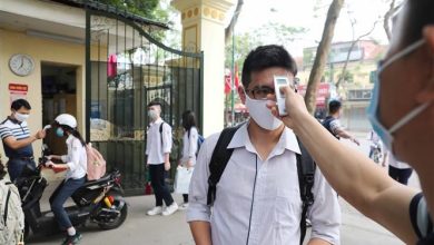 Học sinh Hà Nội đi học trở lại, nên hay không? Học sinh Hà Nội đi học trở lại, nên hay không?