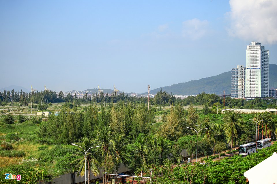 Hàng trăm biệt thự bỏ hoang ở khu đô thị quốc tế Đa Phước