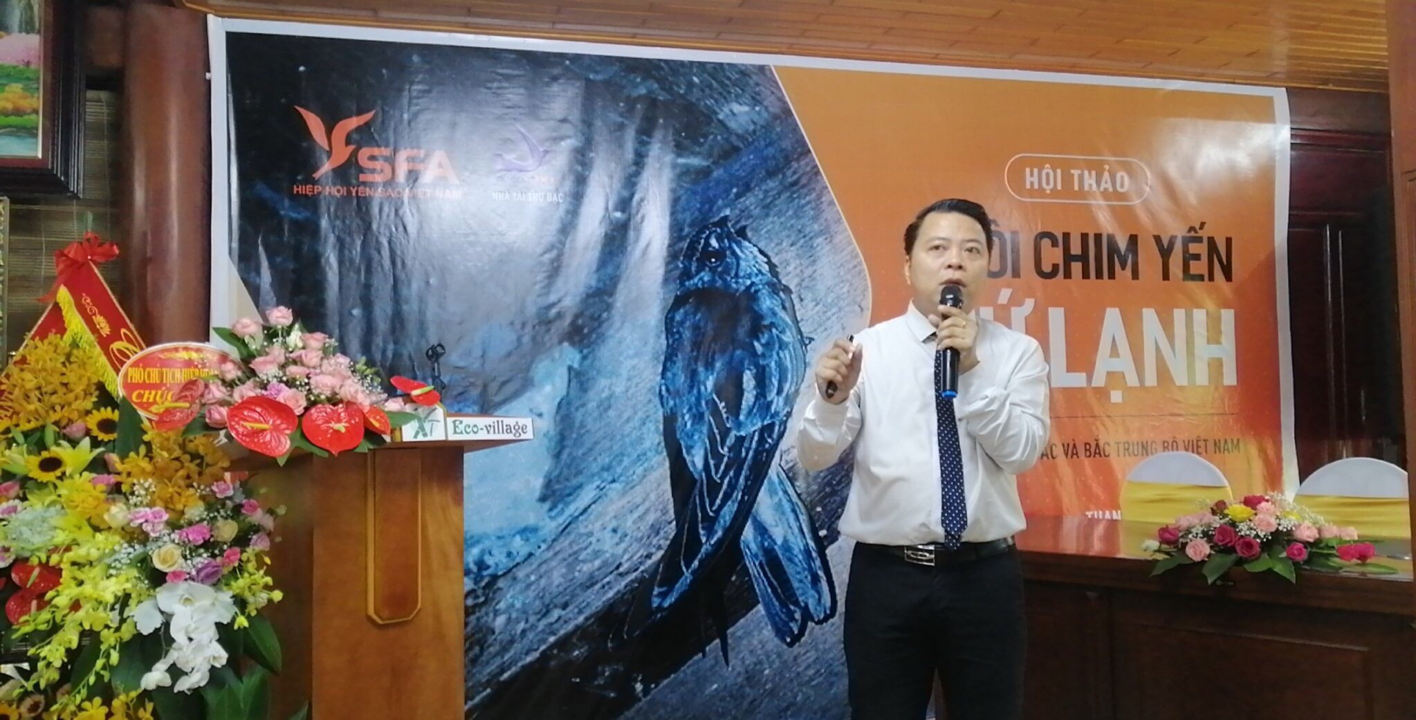 Nhiều người thoát nghèo và làm giàu từ nghề nuôi yến tại Phú Yên Nhiều người thoát nghèo và làm giàu từ nghề nuôi yến tại Phú Yên