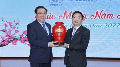Ngành dệt may "minh chứng” cho sức sống mãnh liệt của doanh nghiệp Việt Nam Ngành dệt may "minh chứng” cho sức sống mãnh liệt của doanh nghiệp Việt Nam