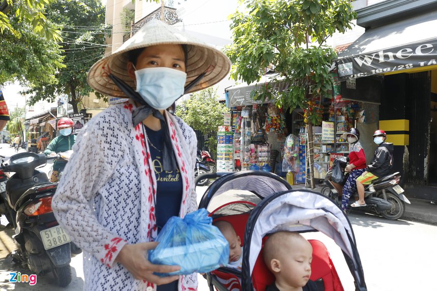 Chính sách mới tháng 3: Thu nhập dưới 2 triệu/tháng ở TP là hộ nghèo Chính sách mới tháng 3: Thu nhập dưới 2 triệu/tháng ở TP là hộ nghèo