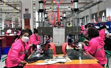 Gần 30 cuộc đình công, ngừng việc tập thể do lương, thưởng Tết