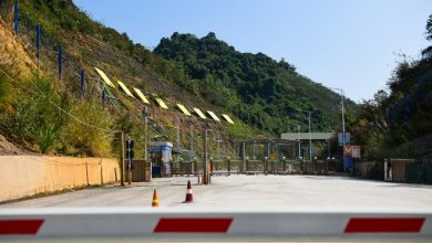 Cửa khẩu Kim Thành tạm dừng xuất khẩu hàng hóa