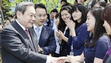 Nhân viên Samsung được mặc định là người giàu, cách vài tuần nhận thưởng 2-6 tháng lương, công ty lo hết chi phí học hành cho con cái