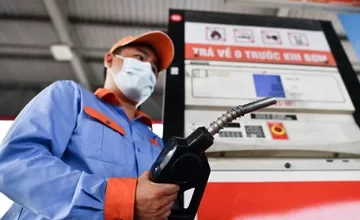 Giá xăng ngày mai tăng hơn 3.000 đồng/lít? Giá xăng ngày mai tăng hơn 3.000 đồng/lít?