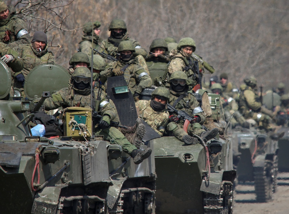 Căng thẳng Nga - Ukraine: Nga bắt đầu chiến dịch tại Donbass Căng thẳng Nga - Ukraine: Nga bắt đầu chiến dịch tại Donbass