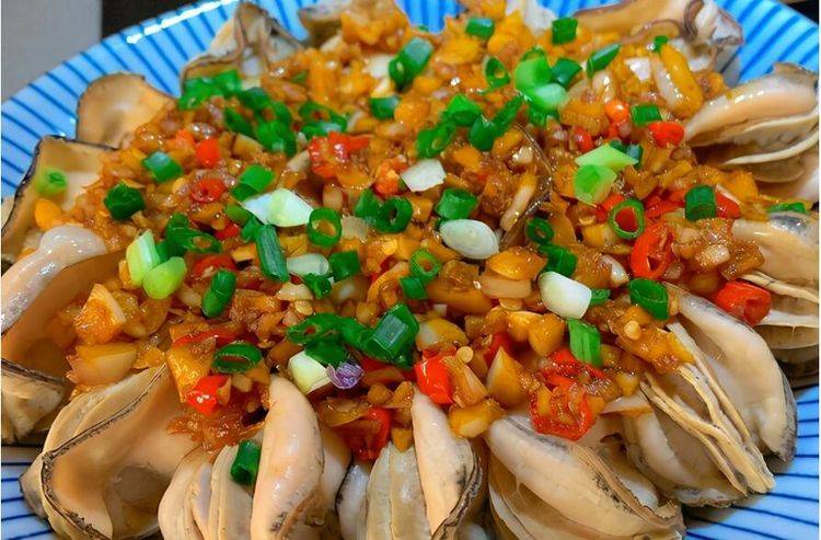 Cách làm hàu xào tỏi tại nhà thơm ngon bổ dưỡng lại vô cùng đẹp mắt Cách làm hàu xào tỏi tại nhà thơm ngon bổ dưỡng lại vô cùng đẹp mắt