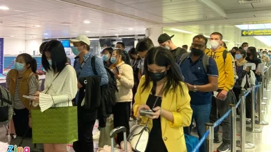 Nguyên nhân người dân phải xếp hàng dài khi nhập cảnh Nguyên nhân người dân phải xếp hàng dài khi nhập cảnh