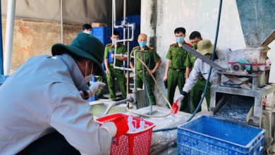 Khởi tố vụ án chôn, xả chất thải nguy hại tại Công ty Bóng đèn Điện Quang Khởi tố vụ án chôn, xả chất thải nguy hại tại Công ty Bóng đèn Điện Quang