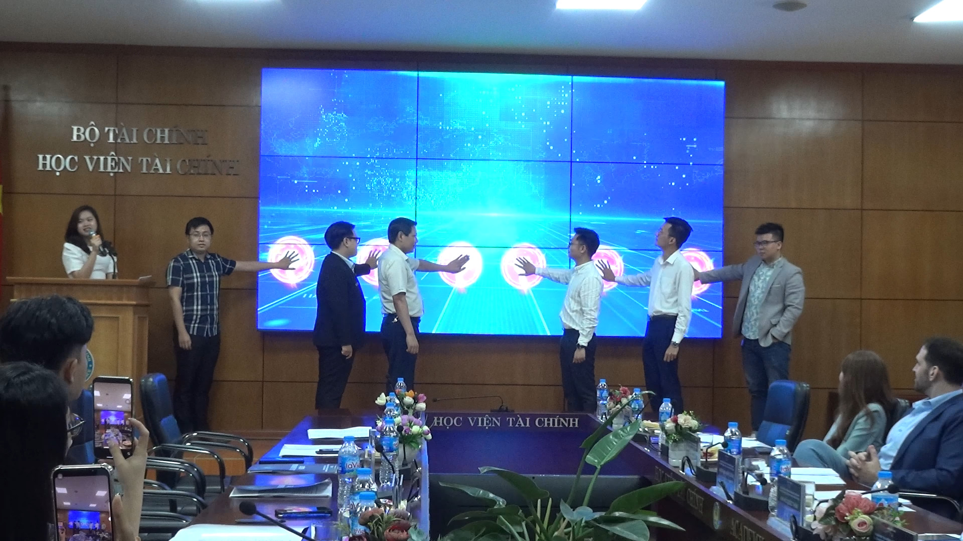 Cuộc thi Khởi nghiệp trẻ 2022: Sân chơi lớn, giải thưởng lên tới 300 triệu đồng