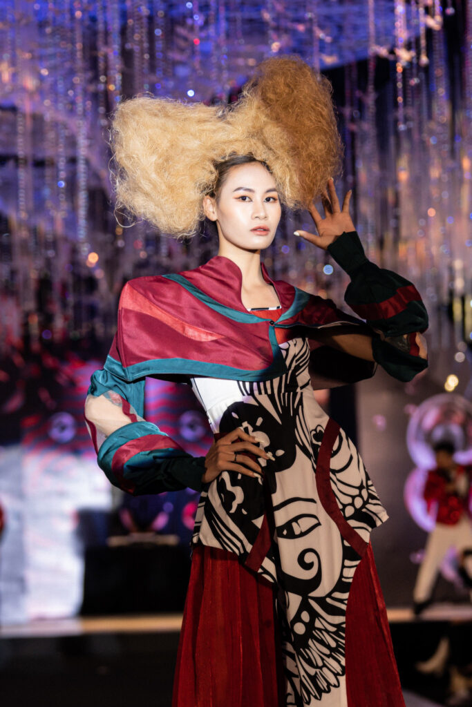 BST thời trang của 5 NTK trẻ đến từ Đại học Mở Hà Nội: Sự sáng tạo không giới hạn