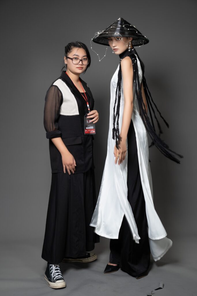 BST thời trang của 5 NTK trẻ đến từ Đại học Mở Hà Nội: Sự sáng tạo không giới hạn