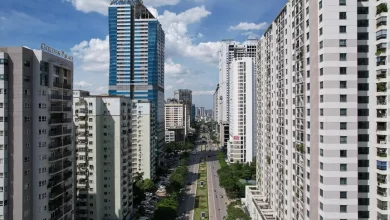 Hàng loạt dự án xây vượt tầng, băm nát quy hoạch đường Lê Văn Lương