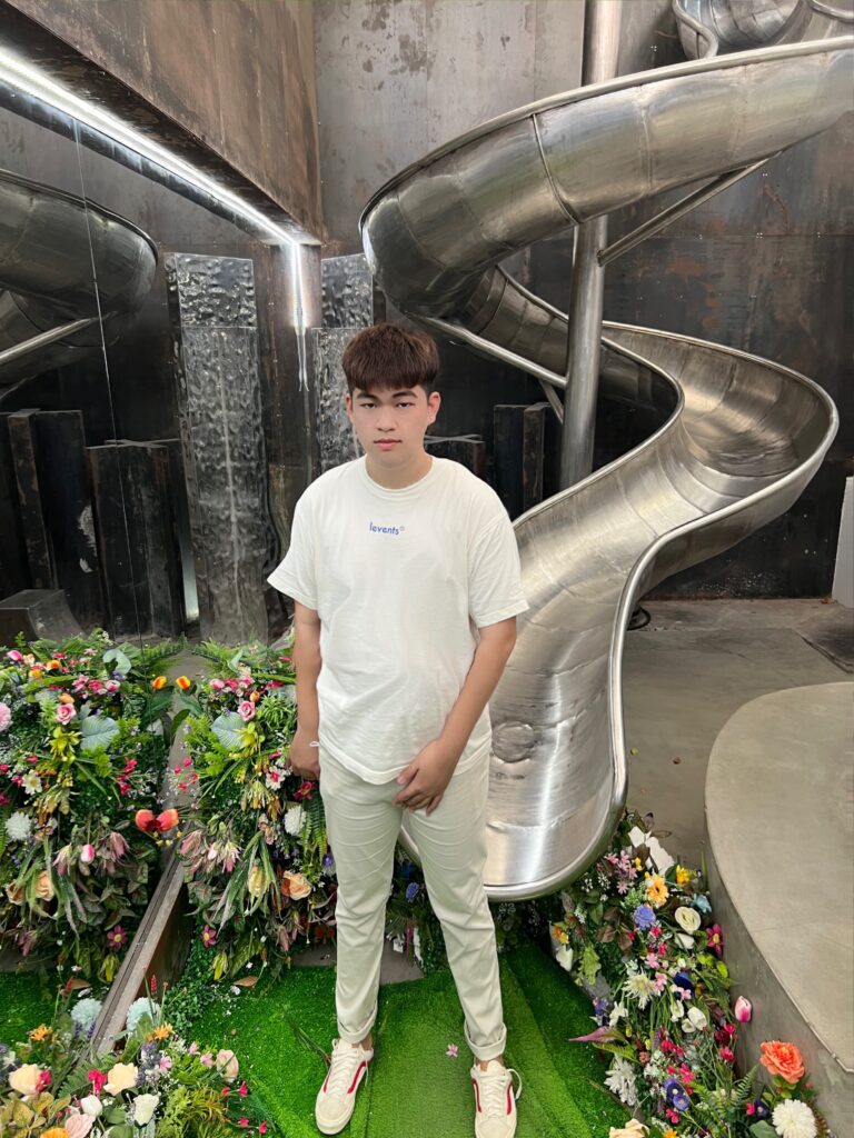 Soi chiều cao “khủng” của dàn thí sinh Vietnam Student Fashion Icon 2022 Soi chiều cao “khủng” của dàn thí sinh Vietnam Student Fashion Icon 2022