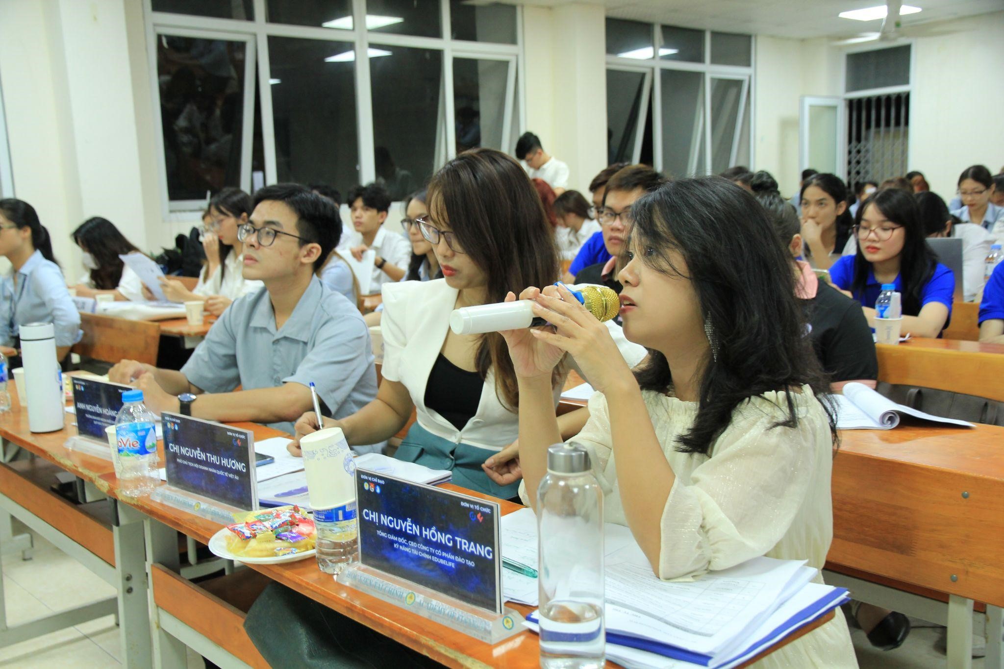 Bán kết Cuộc thi Khởi nghiệp trẻ 2022 - Top 4 Đội thi ghi danh vào Chung kết Bán kết Cuộc thi Khởi nghiệp trẻ 2022 - Top 4 Đội thi ghi danh vào Chung kết