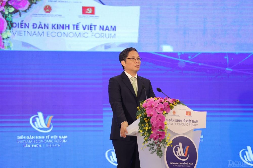 KINH TẾ 2023: Nhiều thách thức cần vượt qua