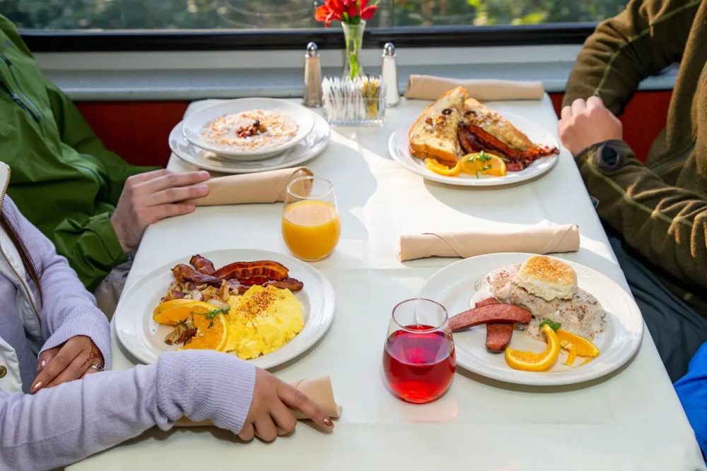 Đường sắt Alaska ở Mỹ tròn 100 tuổi