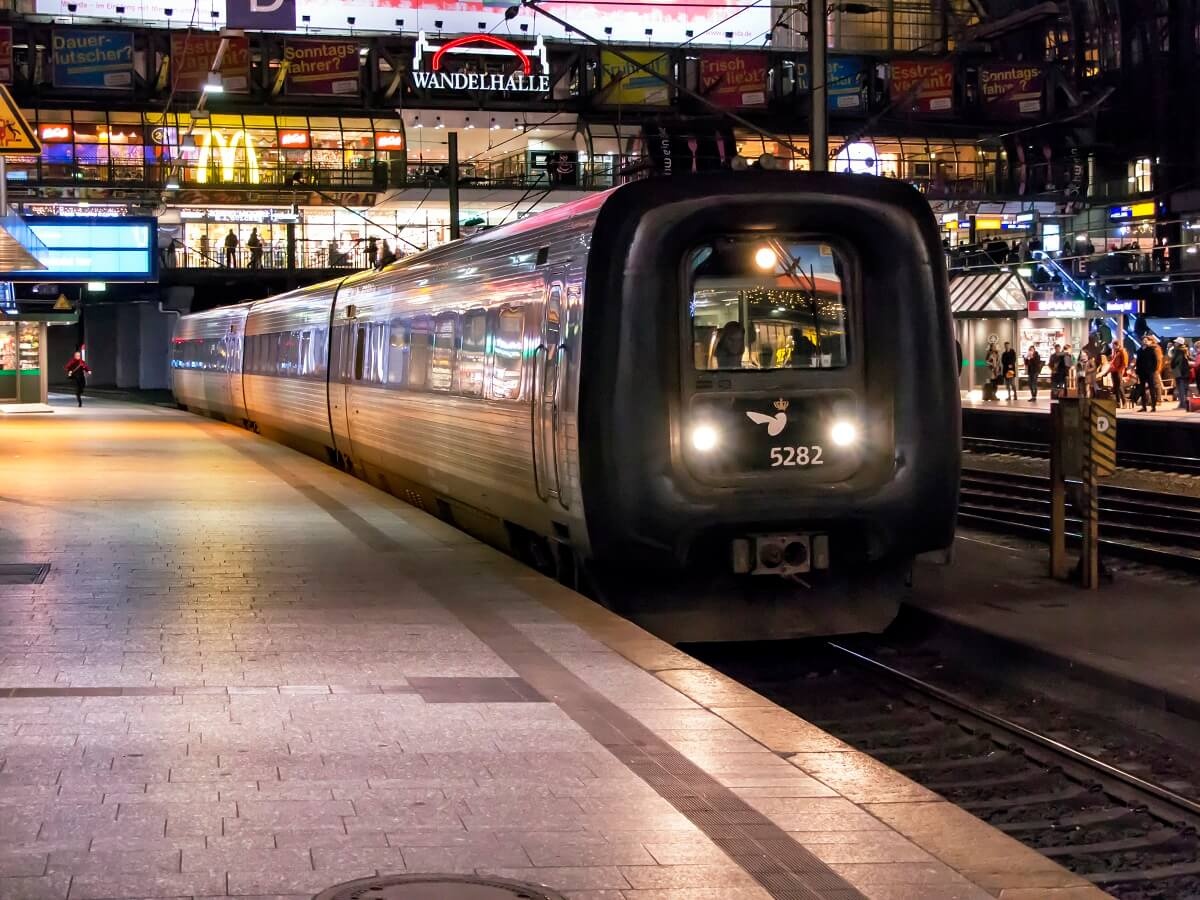 10 chuyến tàu hỏa được kỳ vọng nhất 10 chuyến tàu hỏa được kỳ vọng nhất