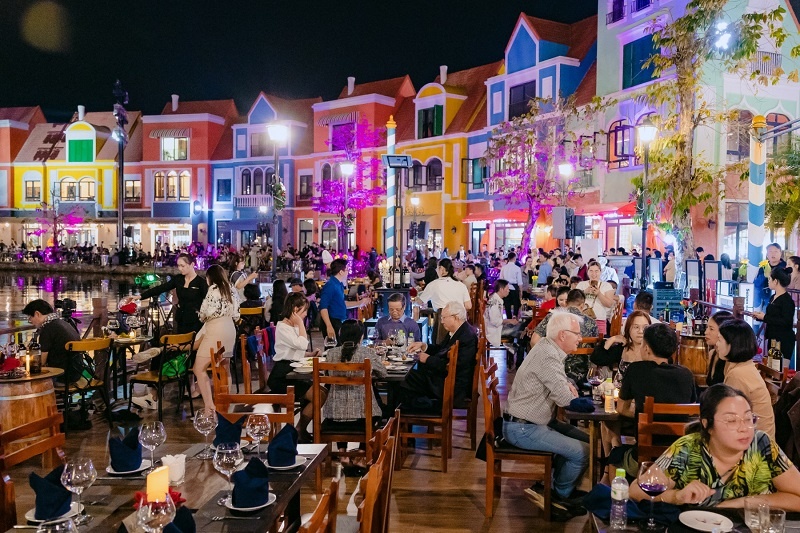 Trải nghiệm liên hoàn lễ hội đón năm 2023 tại Phú Quốc United Center