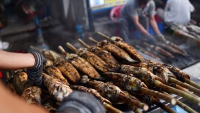 Tục cúng cá lóc nướng, tôm càng trong ngày vía Thần Tài Tục cúng cá lóc nướng, tôm càng trong ngày vía Thần Tài