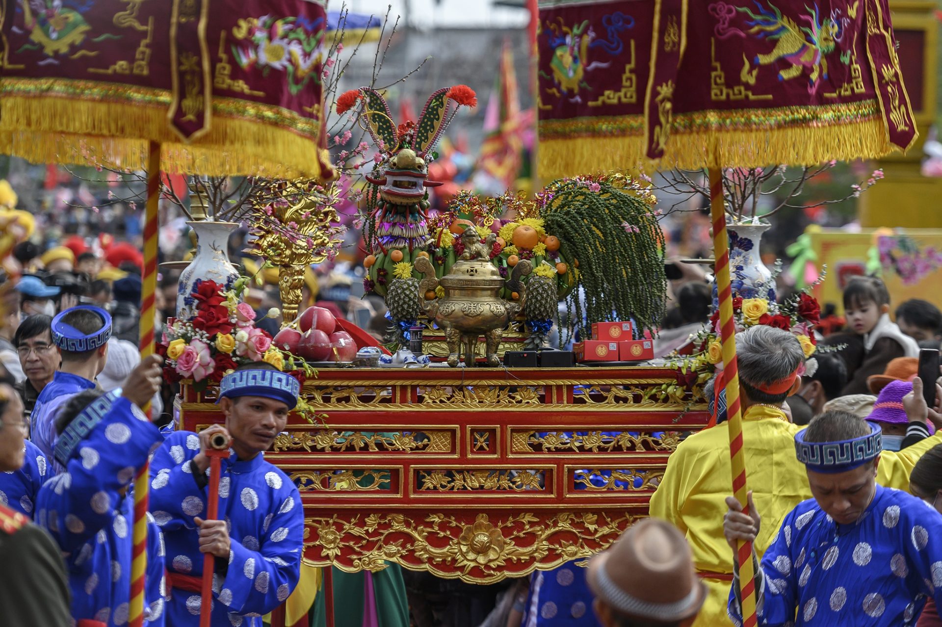 Lễ rước người sống ở vùng đảo Hà Nam