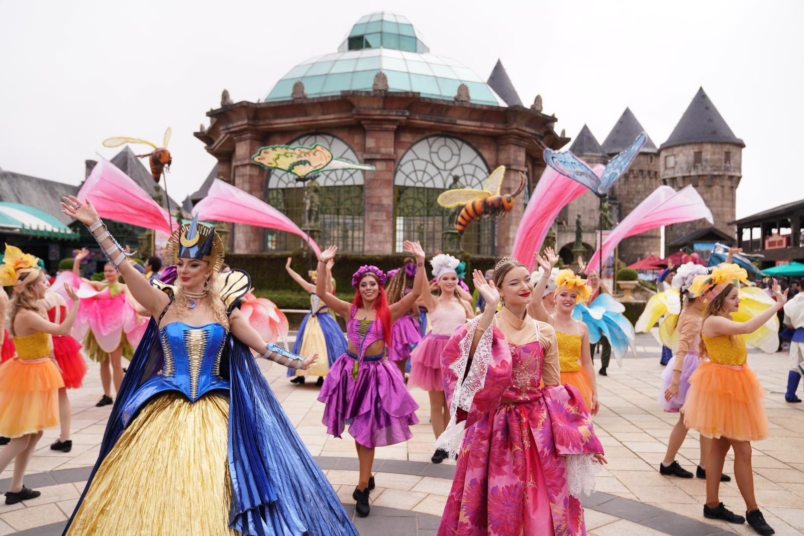 Du lịch Việt rộn ràng đầu xuân Du lịch Việt rộn ràng đầu xuân