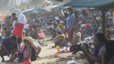 Khách đông, Vũng Tàu vẫn chưa quá tải