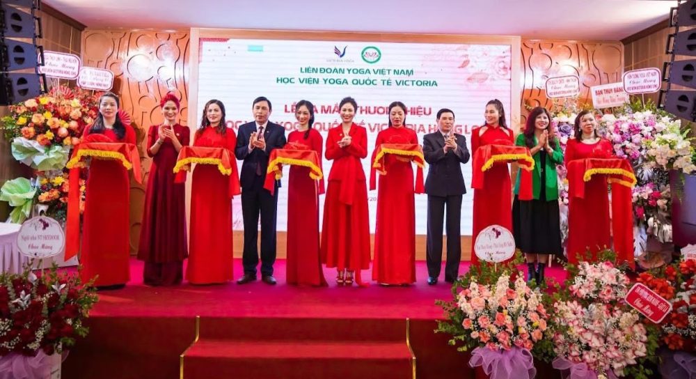 Lễ ra mắt thương hiệu Học viện Yoga quốc tế Victoria Hồng Long Lễ ra mắt thương hiệu Học viện Yoga quốc tế Victoria Hồng Long