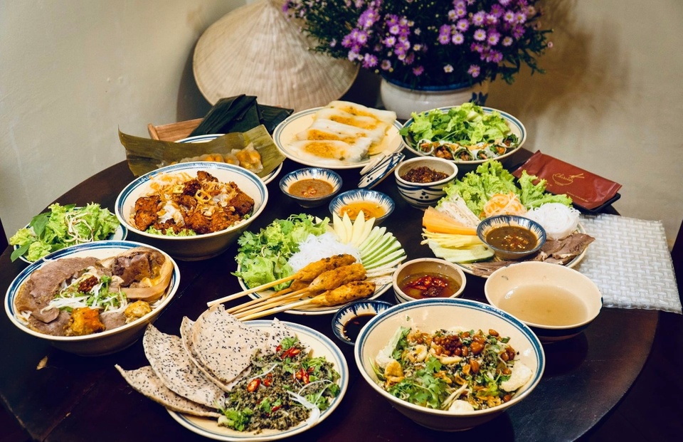 Thưởng thức món ngon 3 miền ở TP.HCM Thưởng thức món ngon 3 miền ở TP.HCM