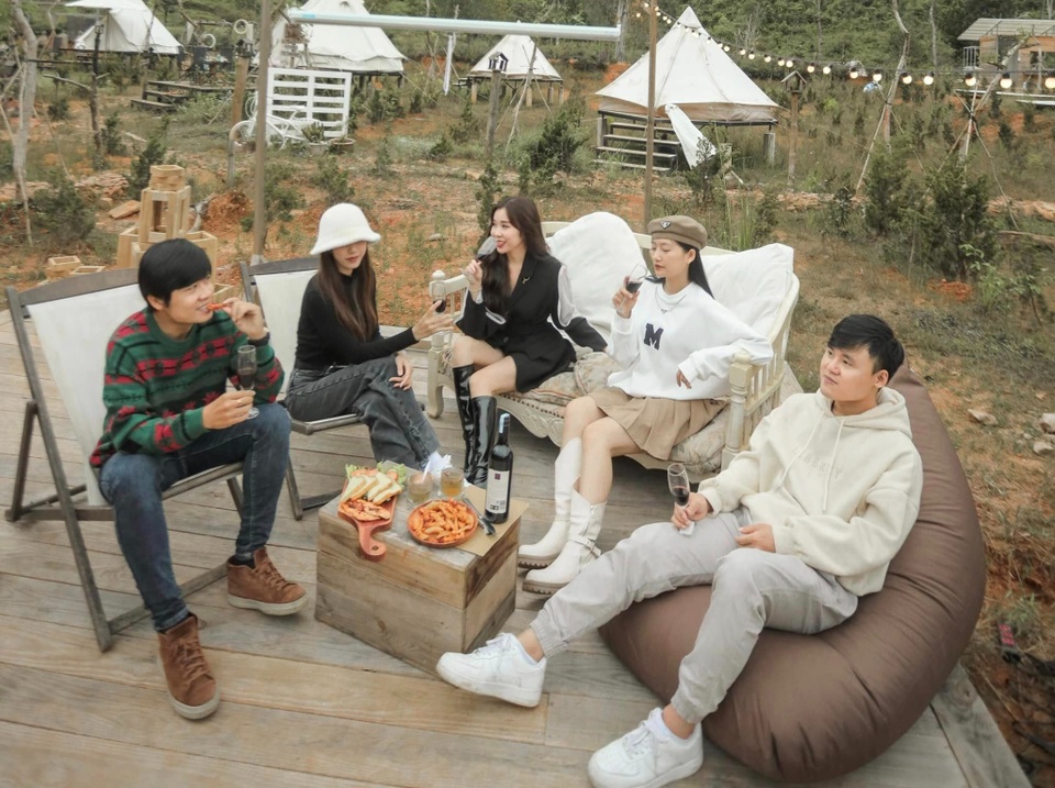 Cắm trại cao cấp liệu có đáng tiền Cắm trại cao cấp liệu có đáng tiền