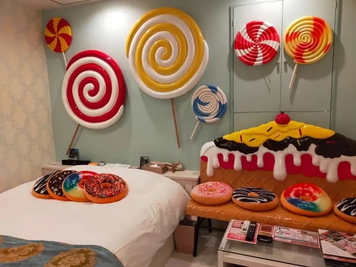 Một đêm nghỉ tại khách sạn tình yêu ở Nhật