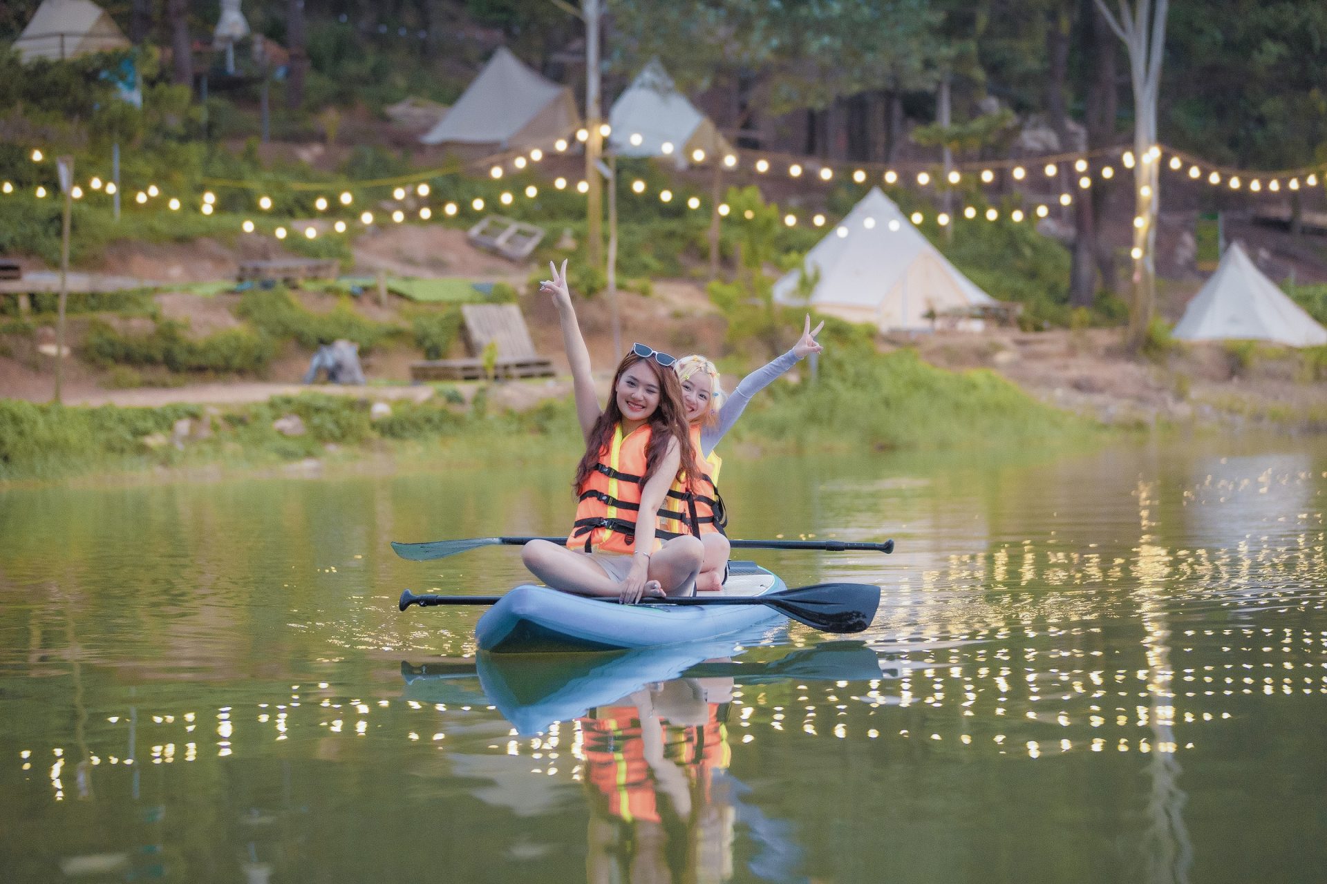 Khám phá điểm du lịch núi hồ cách Hà Nội hơn 40 km