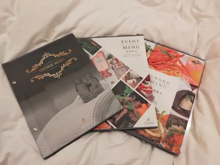 Một đêm nghỉ tại khách sạn tình yêu ở Nhật