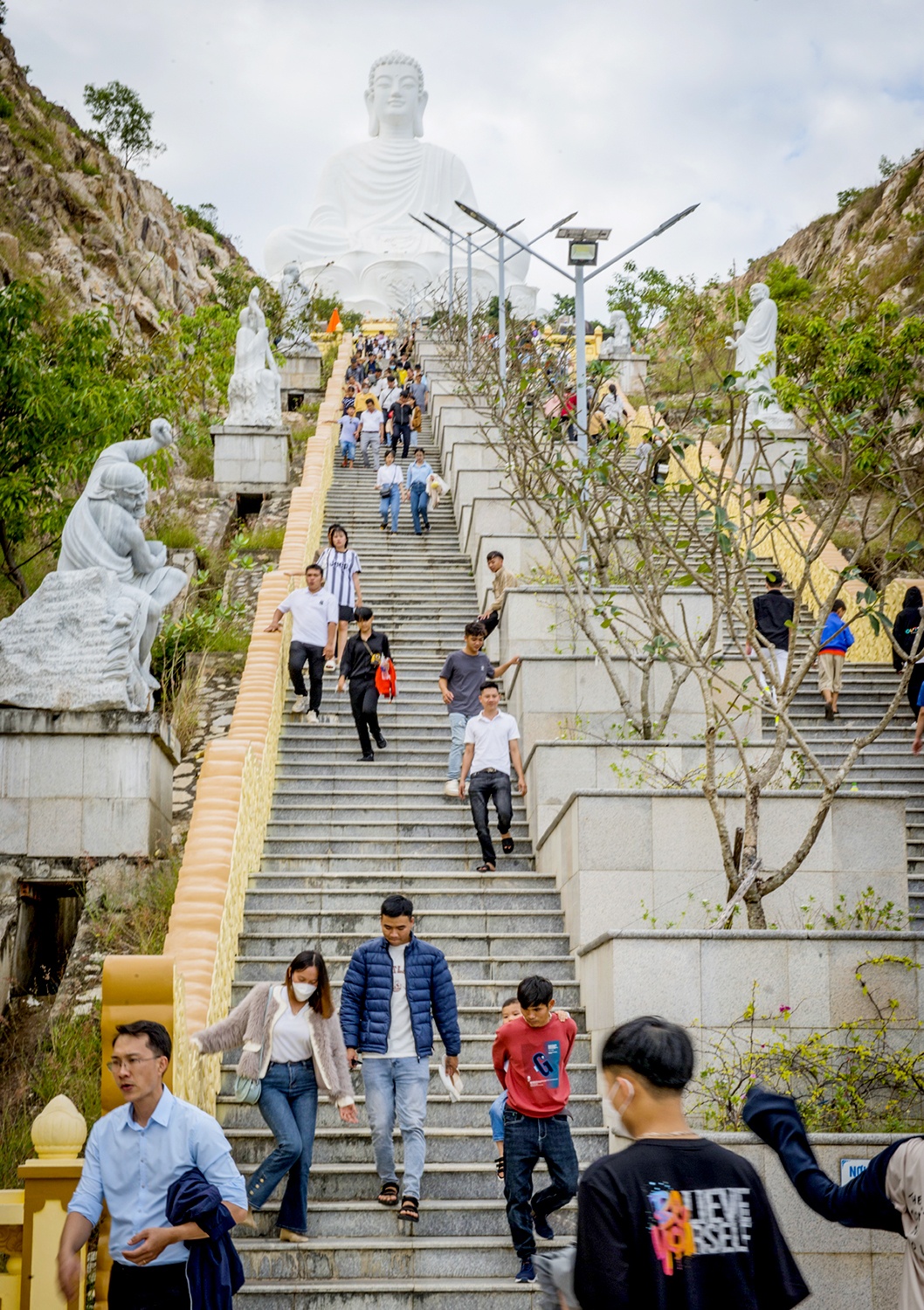 Bức tượng phật Thích Ca cao 69 m ở Bình Định