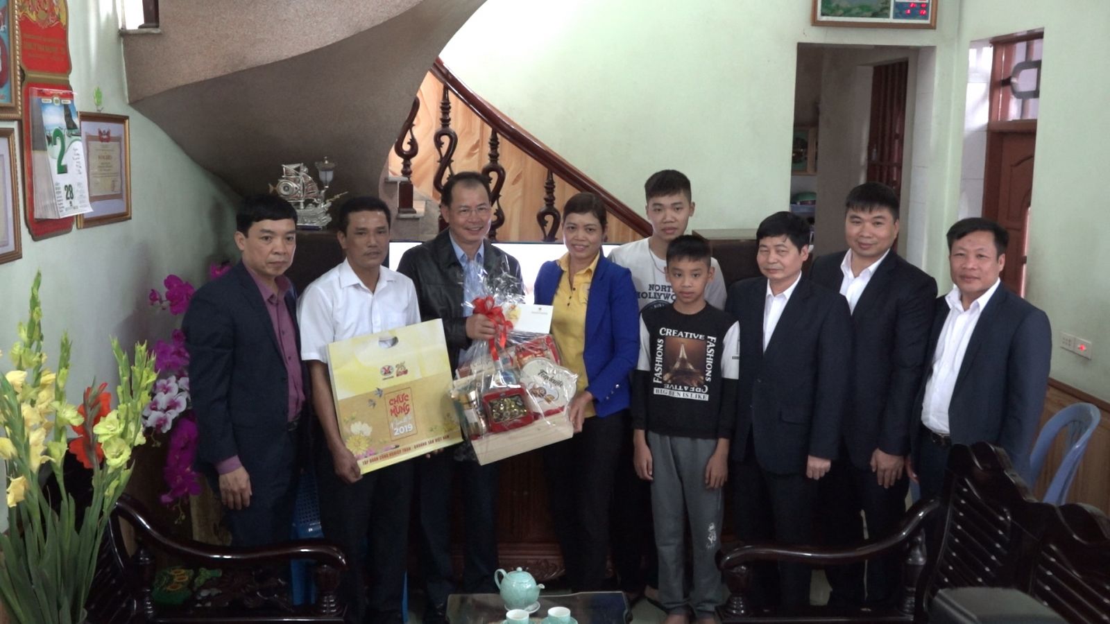 TKV: Song hành sản xuất kinh doanh và chia sẻ trách nhiệm cộng đồng TKV: Song hành sản xuất kinh doanh và chia sẻ trách nhiệm cộng đồng