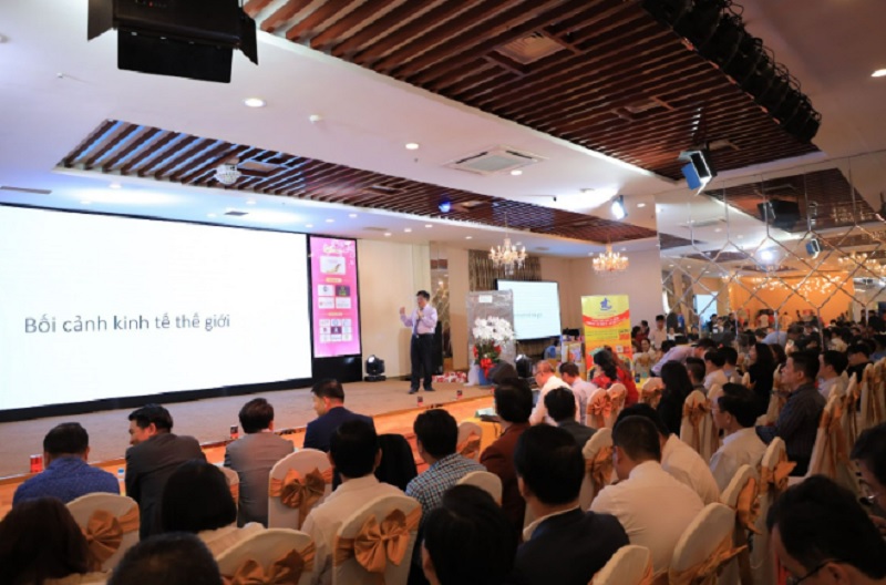 Doanh nghiệp cần bình tĩnh, nhìn nhận từ bên trong để tìm  Doanh nghiệp cần bình tĩnh, nhìn nhận từ bên trong để tìm