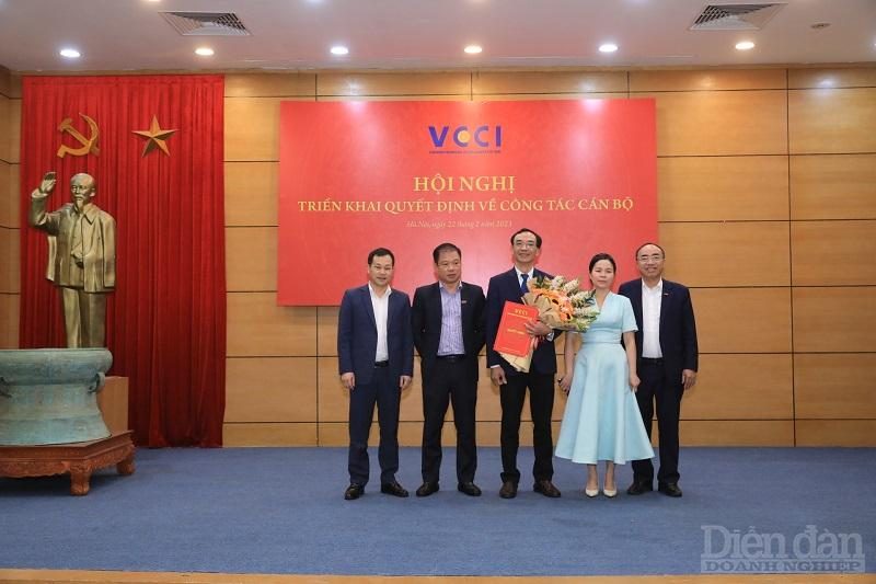 VCCI bổ nhiệm lãnh đạo phụ trách Tạp chí Diễn đàn Doanh nghiệp VCCI bổ nhiệm lãnh đạo phụ trách Tạp chí Diễn đàn Doanh nghiệp