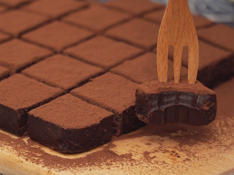 Tự làm nama chocolate cho ngày Valentine