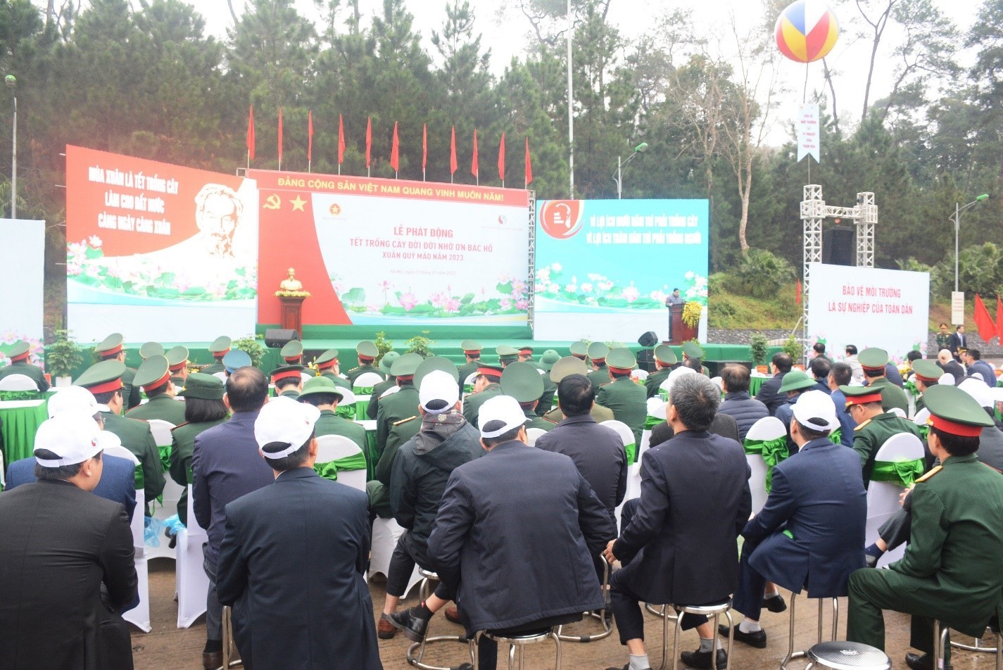 Trồng 3.000 cây xanh hưởng ứng Tết trồng cây đời đời nhớ ơn Bác Hồ