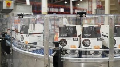 Việt Nam nổi lên như trung tâm sản xuất mới, FDI có thể đạt 38 tỷ USD Việt Nam nổi lên như trung tâm sản xuất mới, FDI có thể đạt 38 tỷ USD