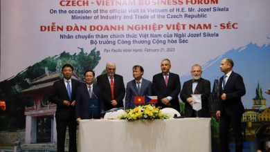 Khai thác tiềm năng đầu tư thương mại trong quan hệ Việt Nam - Cộng hòa Séc Khai thác tiềm năng đầu tư thương mại trong quan hệ Việt Nam - Cộng hòa Séc