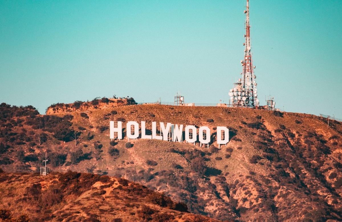 Bảng hiệu Hollywood tròn 100 năm tuổi