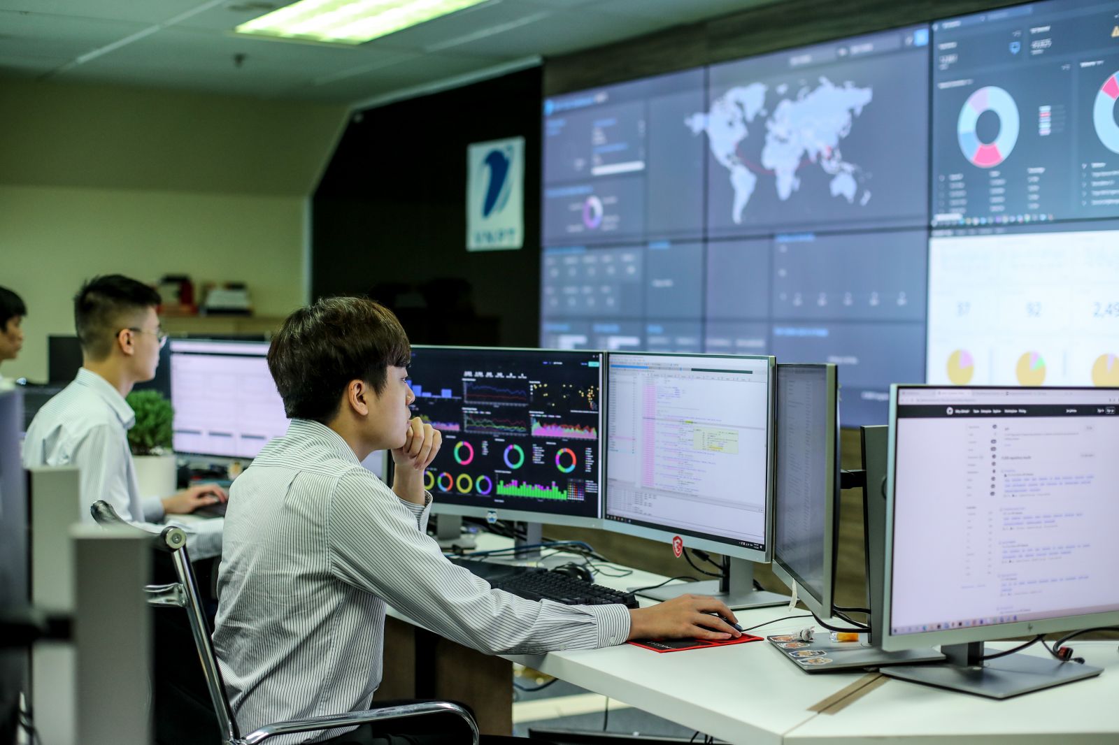 VNPT đầu tư 4 tuyến cáp internet quốc tế mới