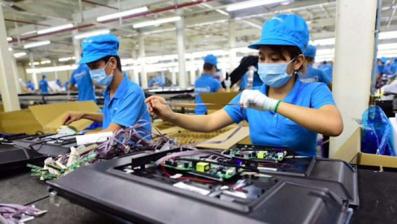 Thực thi chính sách 