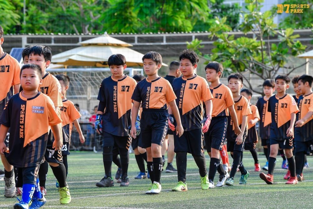 Trận “túc cầu” đặc biệt: Chất xúc tác, truyền động lực và cảm hứng cho các học viên bóng đá Trận “túc cầu” đặc biệt: Chất xúc tác, truyền động lực và cảm hứng cho các học viên bóng đá