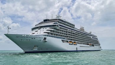 Siêu du thuyền đưa hơn 630 khách quốc tế cập cảng Nha Trang