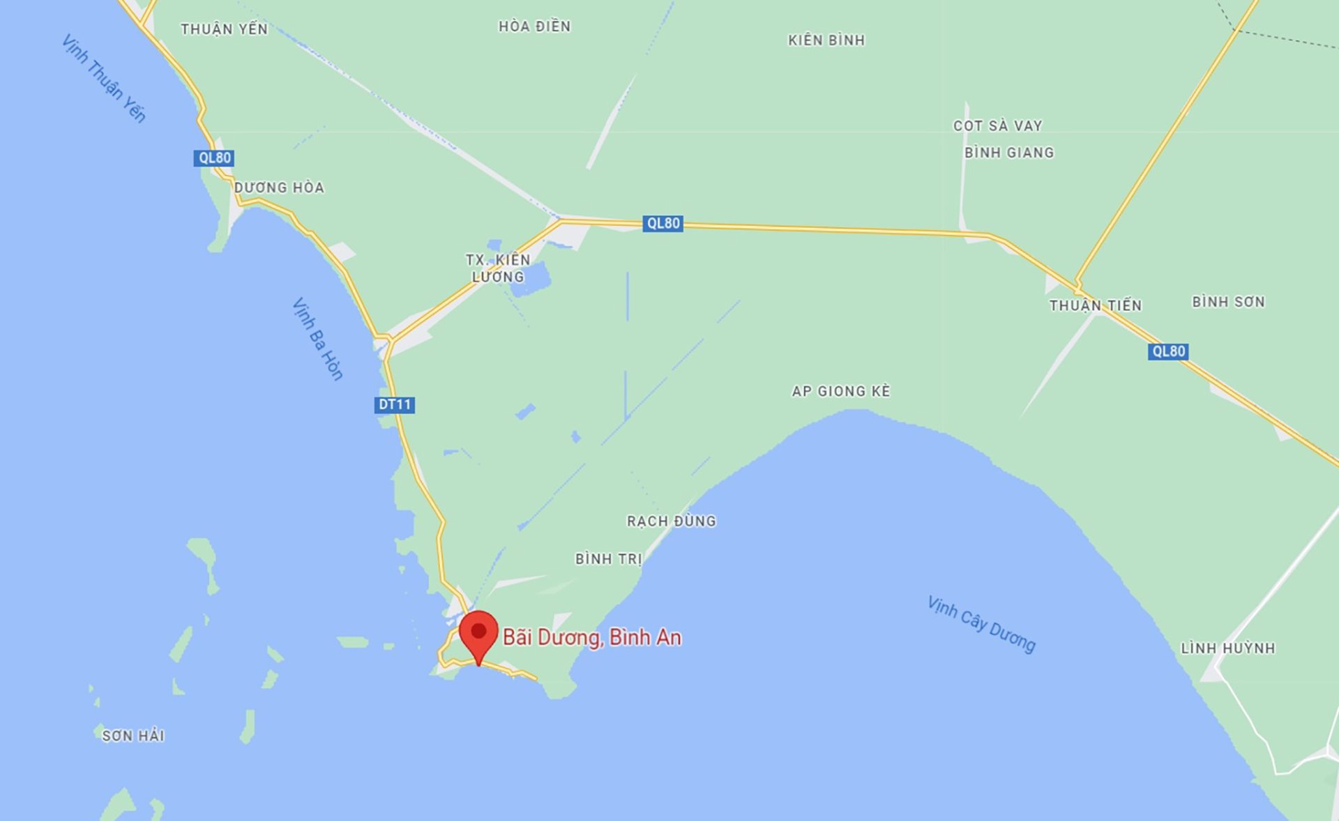 Cung đường rợp bóng cây dầu trăm tuổi ở Kiên Giang